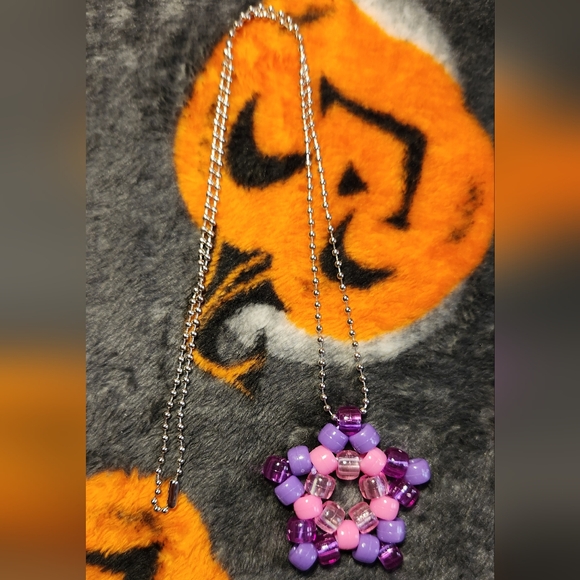 Star necklace - Picture 3 of 4